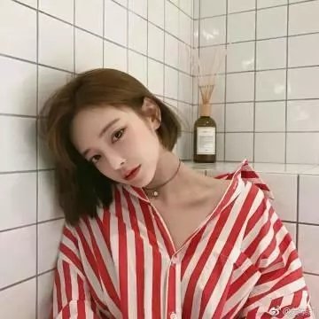 一个叫阿宝的男孩